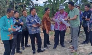 Kepala Bapperida Tanggamus Tinjau TPA Sampah Kali Miring untuk Tingkatkan Pengelolaan Lingkungan